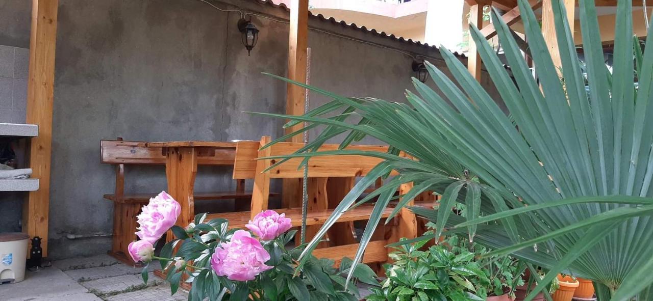 Apartamento Family House Primorsko Exterior foto